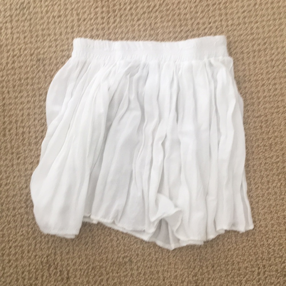 Brandy Melville white skirt